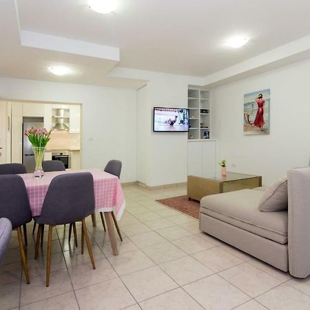 Apartments Leon Podstrana Dış mekan fotoğraf