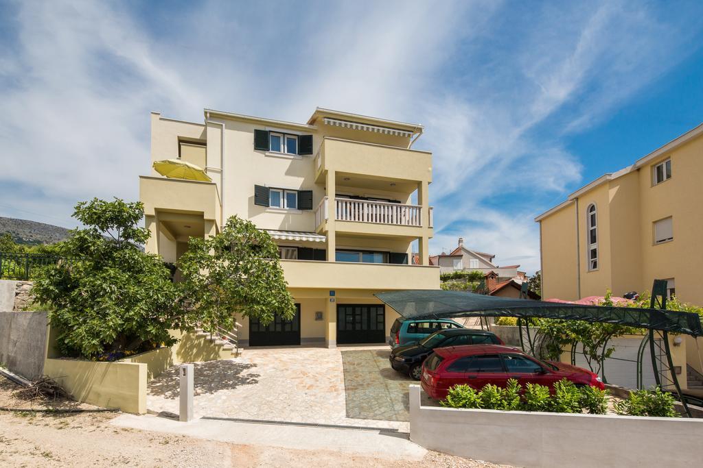 Apartments Leon Podstrana Dış mekan fotoğraf