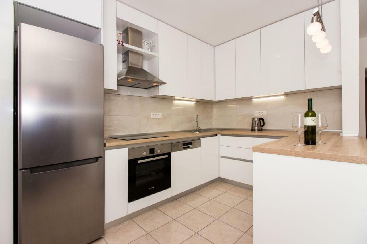 Apartments Leon Podstrana Dış mekan fotoğraf
